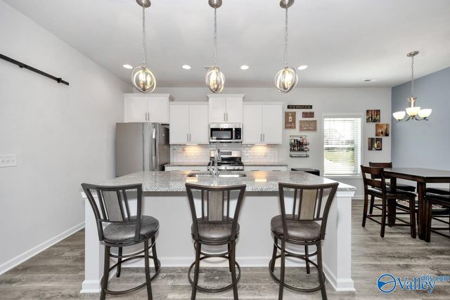 100 Sartain Street, New Market, AL 35761