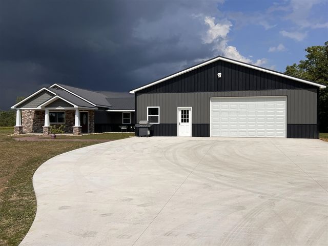 4794 Keith Road, Hillsdale, MI 49242