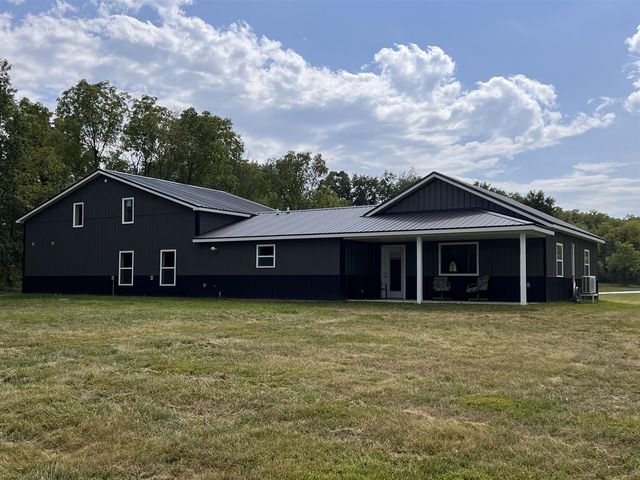 4794 Keith Road, Hillsdale, MI 49242