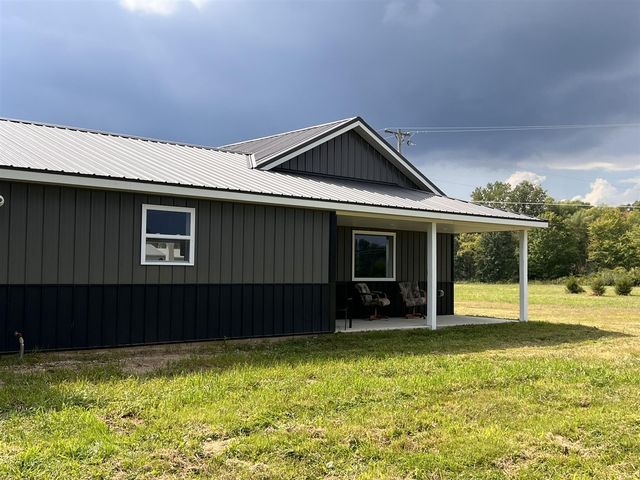 4794 Keith Road, Hillsdale, MI 49242