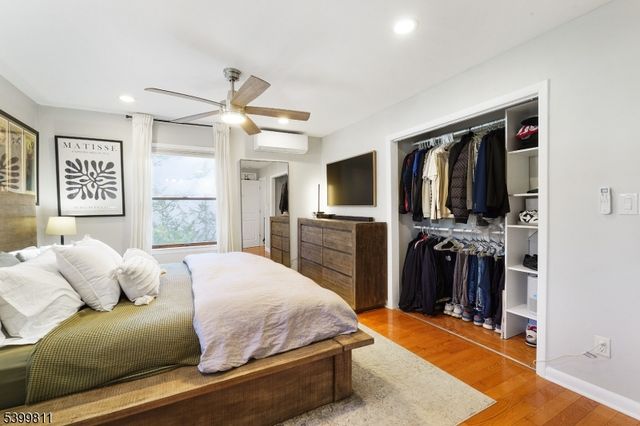 305 Top Ave, Green Brook Twp., NJ 08812