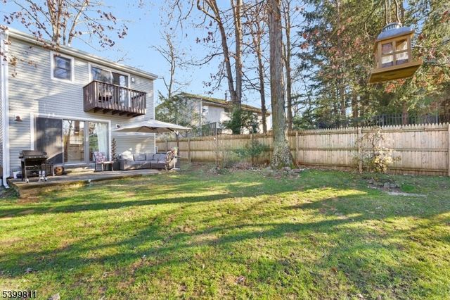 305 Top Ave, Green Brook Twp., NJ 08812