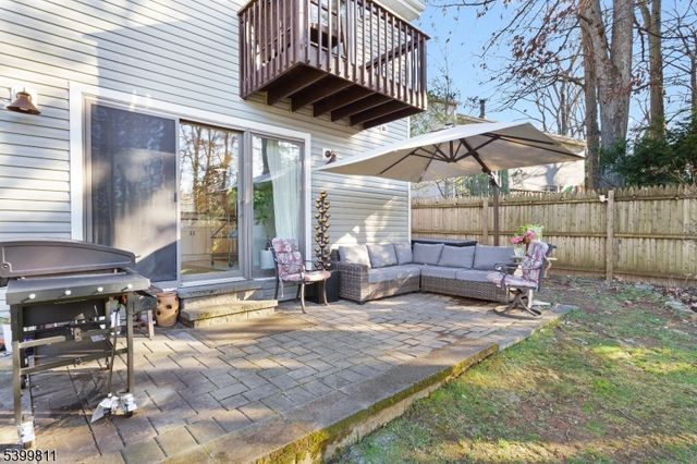 305 Top Ave, Green Brook Twp., NJ 08812