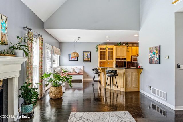 209 Champions Way, Simpsonville, KY 40067