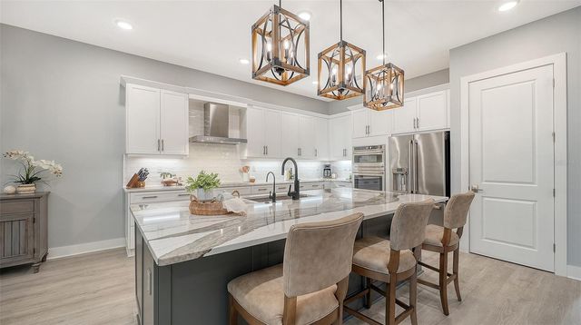 5018 SURFSIDE CIRCLE, Lakewood Ranch, FL 34211