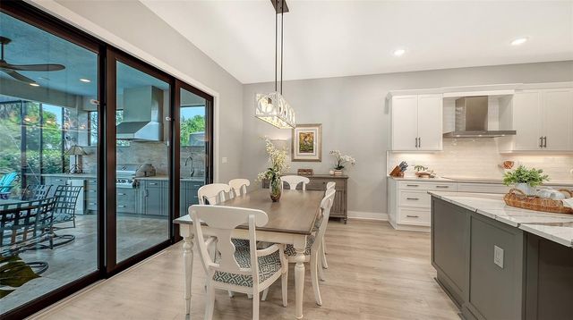 5018 SURFSIDE CIRCLE, Lakewood Ranch, FL 34211