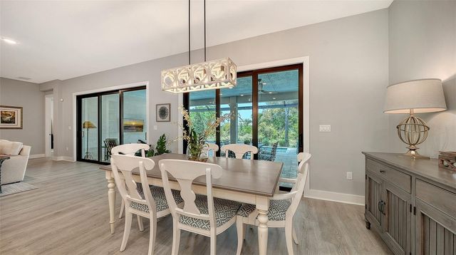 5018 SURFSIDE CIRCLE, Lakewood Ranch, FL 34211