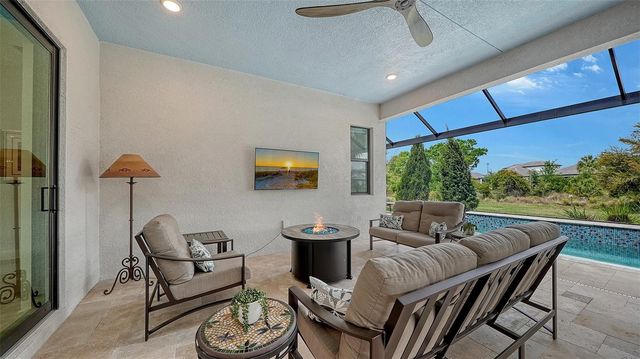 5018 SURFSIDE CIRCLE, Lakewood Ranch, FL 34211