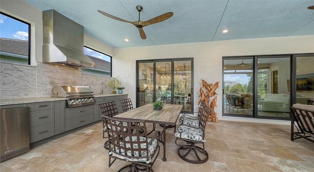 5018 SURFSIDE CIRCLE, Lakewood Ranch, FL 34211