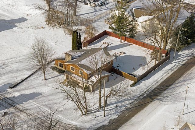 808 Lake Geneva BOULEVARD, Lake Geneva, WI 53147