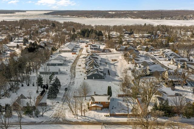 808 Lake Geneva BOULEVARD, Lake Geneva, WI 53147