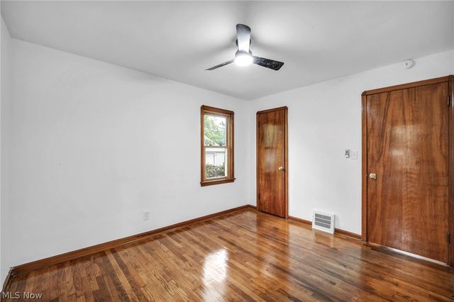 3516 Park Drive, Parma, OH 44134