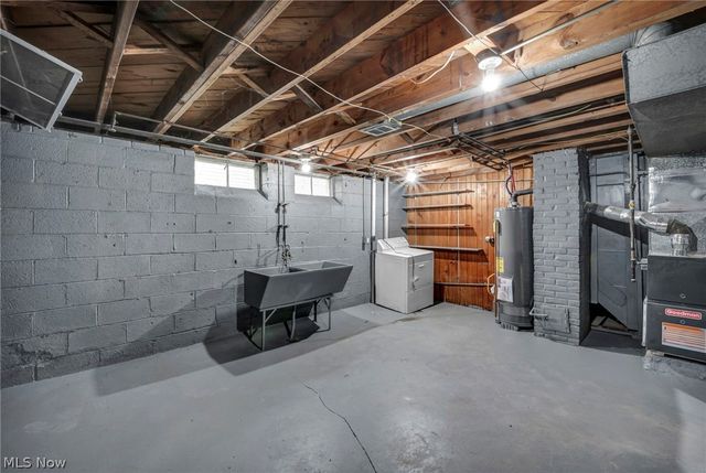 3516 Park Drive, Parma, OH 44134