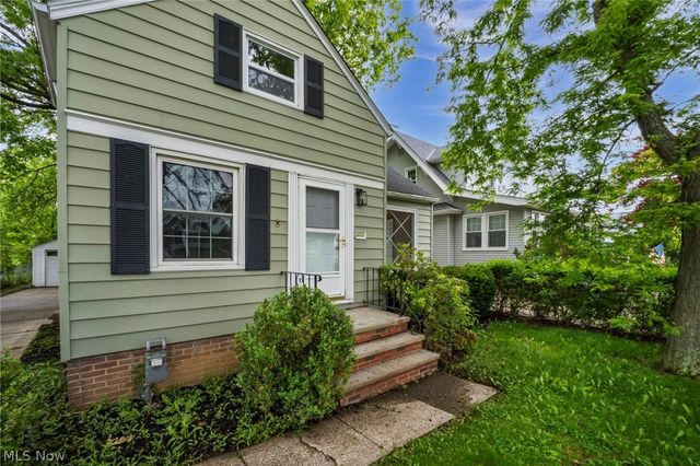 3516 Park Drive, Parma, OH 44134
