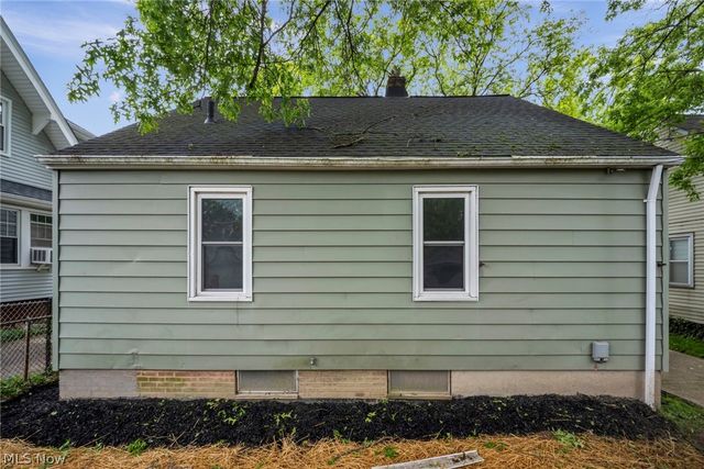 3516 Park Drive, Parma, OH 44134