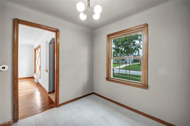 3516 Park Drive, Parma, OH 44134