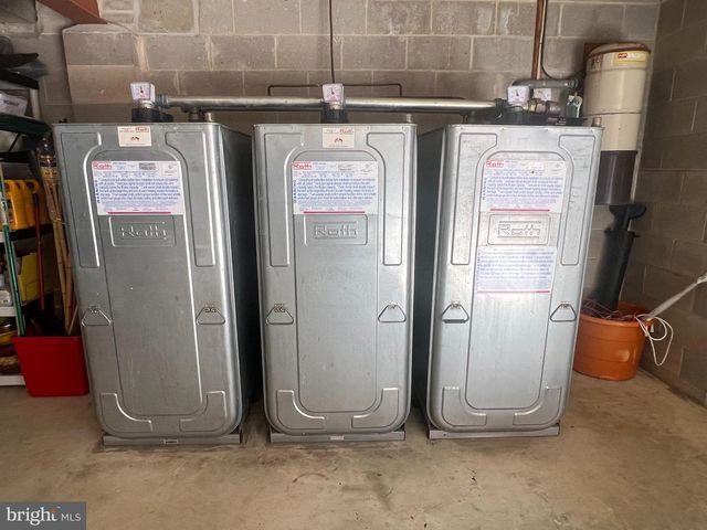 1216 FOREST DR, Millville, NJ 08332