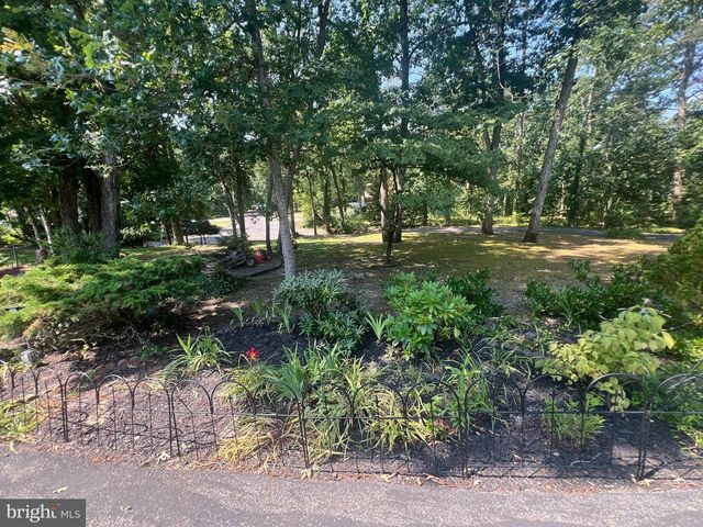 1216 FOREST DR, Millville, NJ 08332