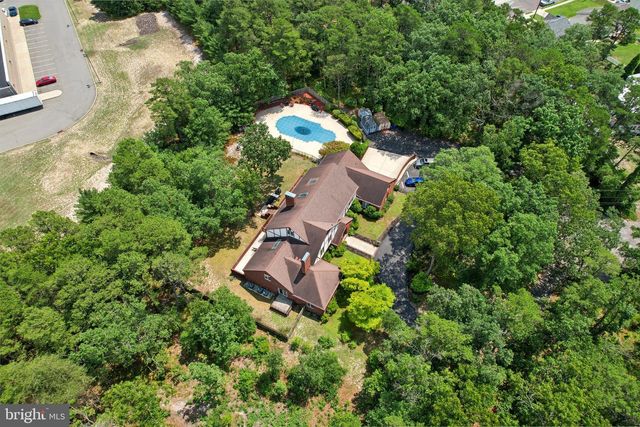 1216 FOREST DR, Millville, NJ 08332