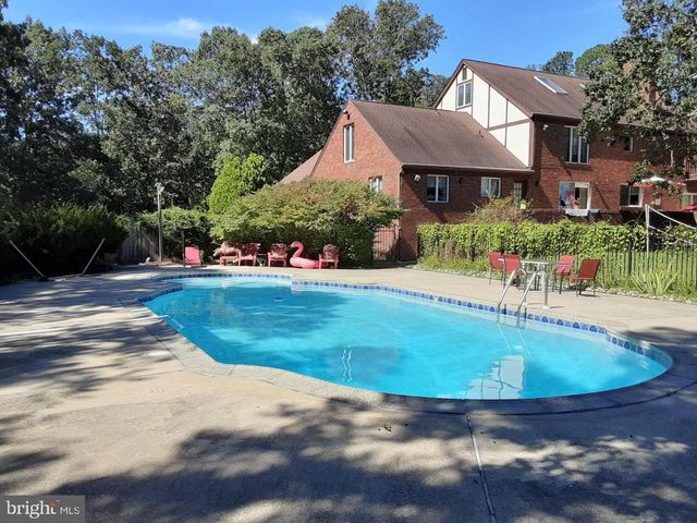 1216 FOREST DR, Millville, NJ 08332