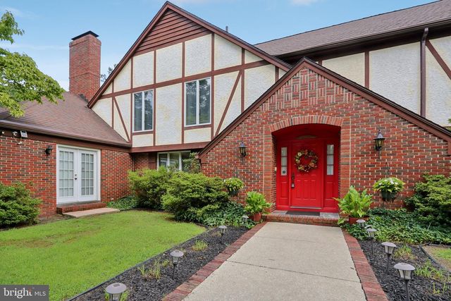 1216 FOREST DR, Millville, NJ 08332