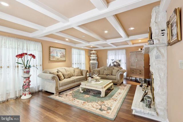 1216 FOREST DR, Millville, NJ 08332