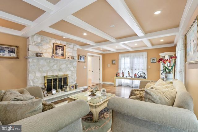 1216 FOREST DR, Millville, NJ 08332