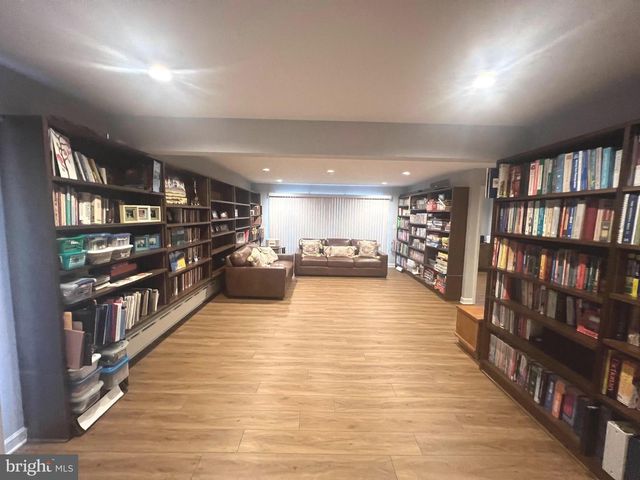 1216 FOREST DR, Millville, NJ 08332