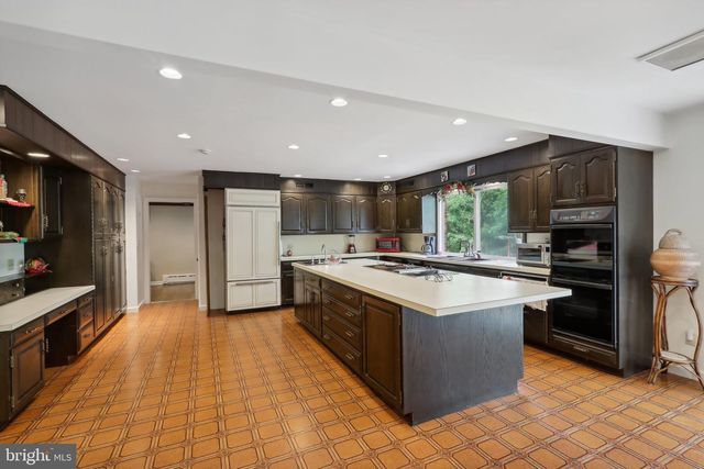 1216 FOREST DR, Millville, NJ 08332