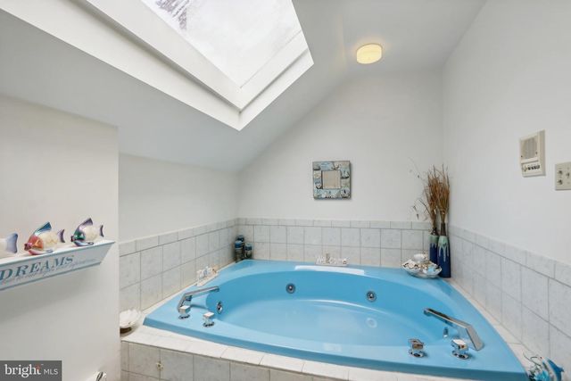 1216 FOREST DR, Millville, NJ 08332