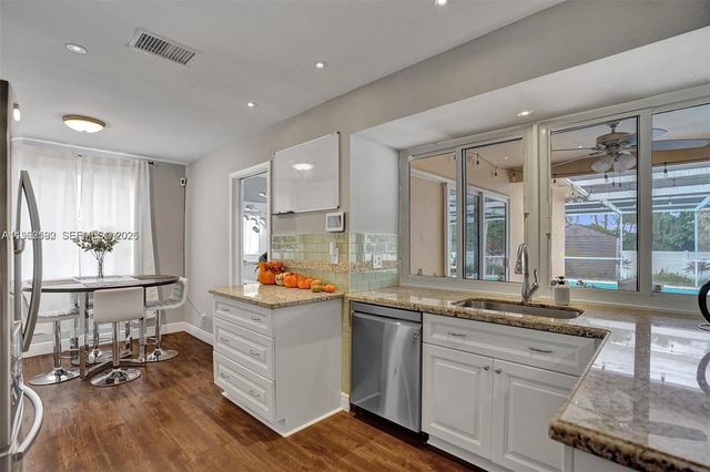 2101 N 52nd Ave 2101, Hollywood, FL 33021