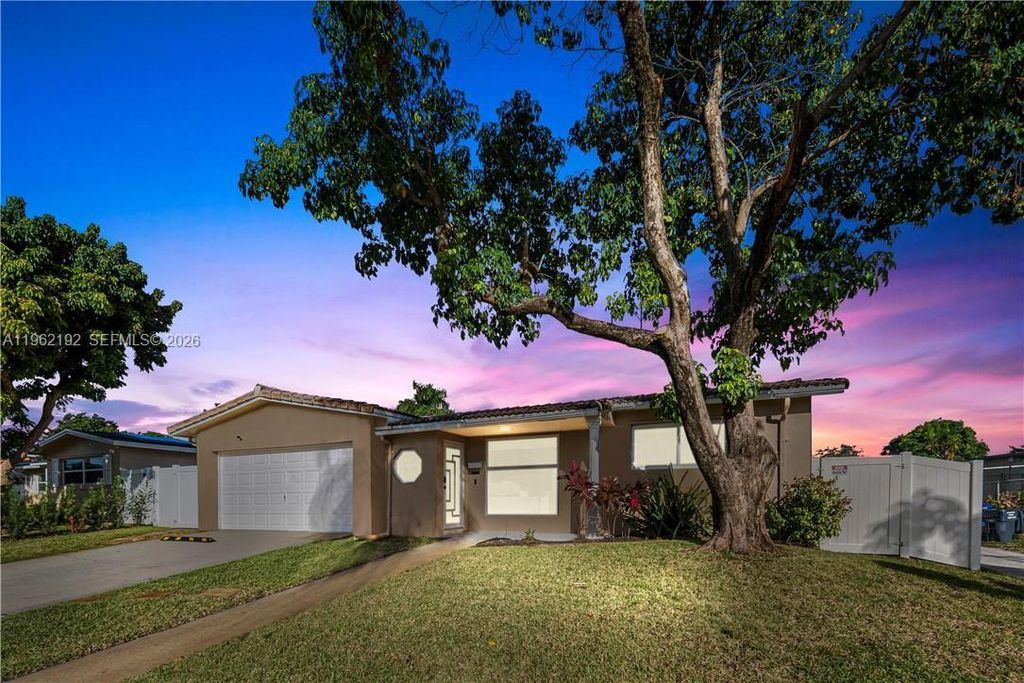 2101 N 52nd Ave 2101, Hollywood, FL 33021