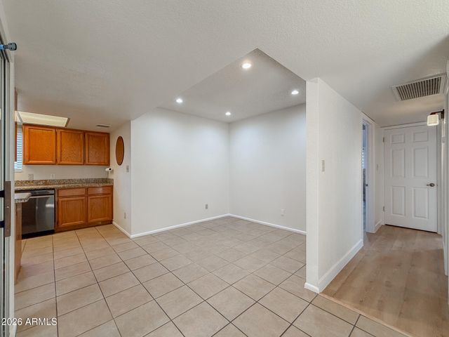 7829 N 21ST Lane, Phoenix, AZ 85021