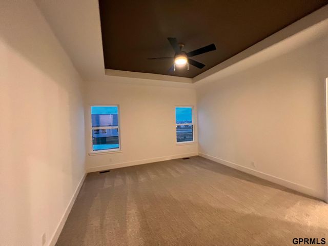 19820 Cinnamon Street, Gretna, NE 68135