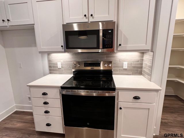 19820 Cinnamon Street, Gretna, NE 68135