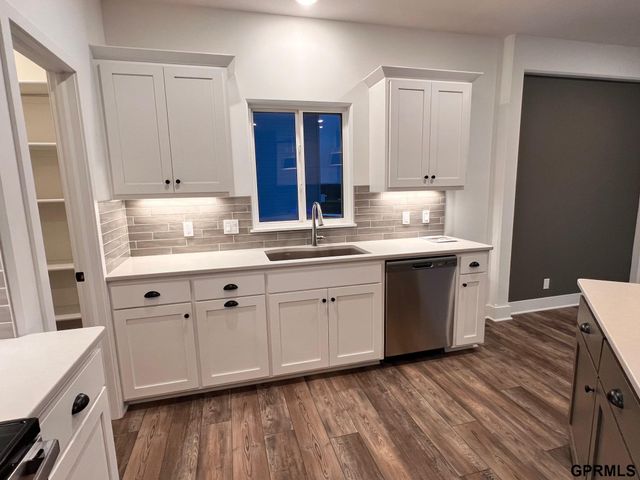 19820 Cinnamon Street, Gretna, NE 68135