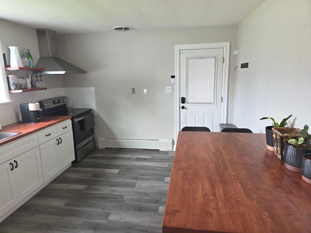 710 N LAFAYETTE AVE, Yardley, PA 19067