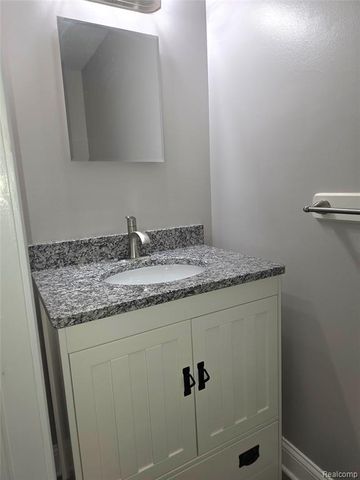 48570 Sugarbush Road 56, New Baltimore, MI 48047