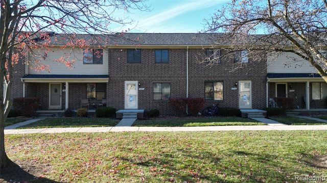 48570 Sugarbush Road 56, New Baltimore, MI 48047