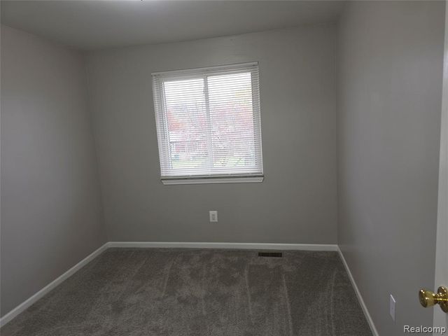 48570 Sugarbush Road 56, New Baltimore, MI 48047