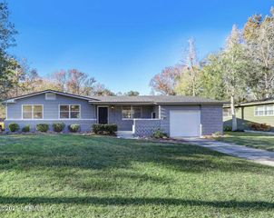 7304 MIDWAY Road, Jacksonville, FL 32244