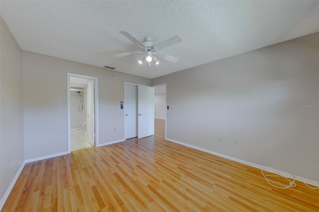 9881 113TH STREET 215, Seminole, FL 33772