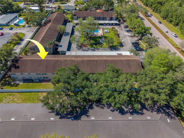 9881 113TH STREET 215, Seminole, FL 33772