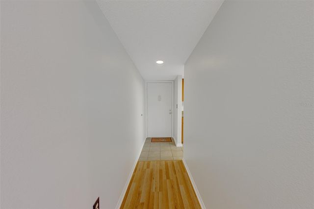 9881 113TH STREET 215, Seminole, FL 33772