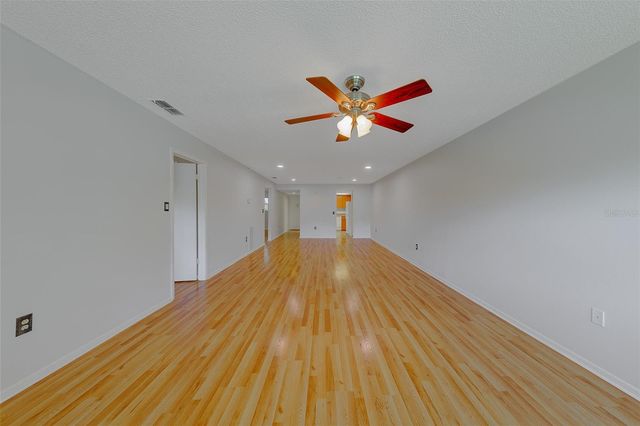 9881 113TH STREET 215, Seminole, FL 33772