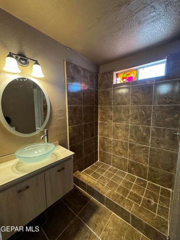 11601 valle bajo Road, Socorro, TX 79927