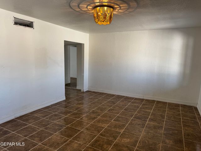 11601 valle bajo Road, Socorro, TX 79927