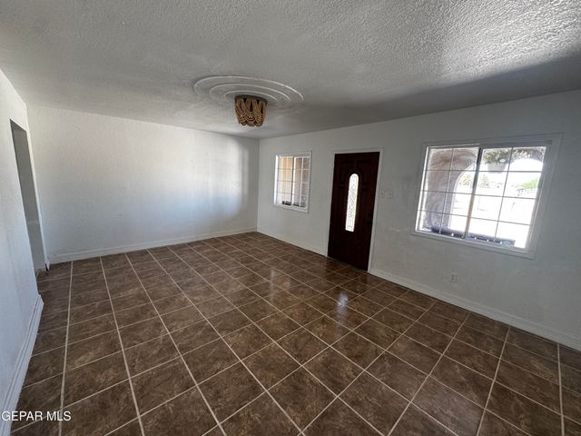 11601 valle bajo Road, Socorro, TX 79927