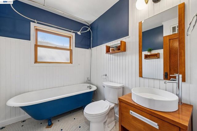 838 Dowling Blvd, San Leandro, CA 94577