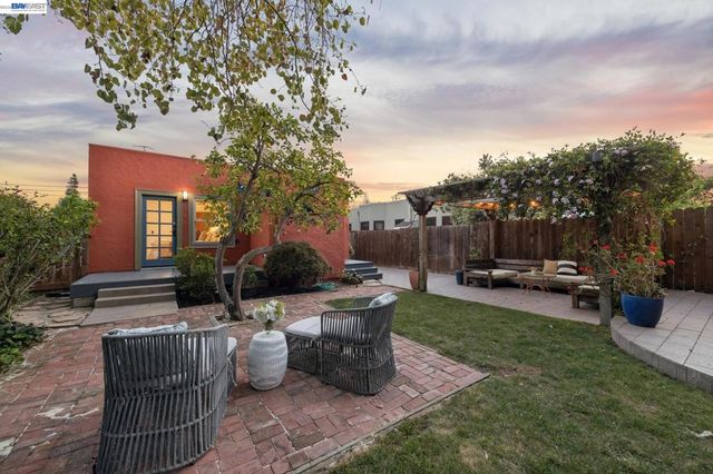 838 Dowling Blvd, San Leandro, CA 94577